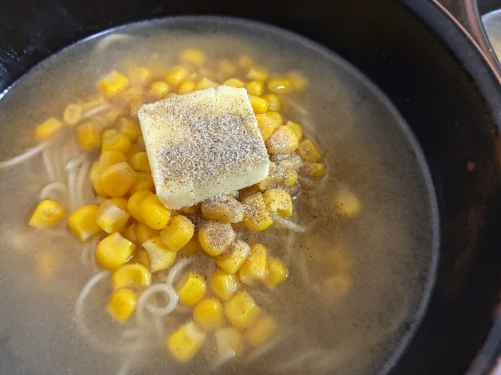 コーンバターラーメン