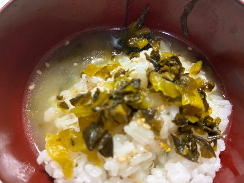 高菜マシマシで！高菜ごまラーメン茶漬け